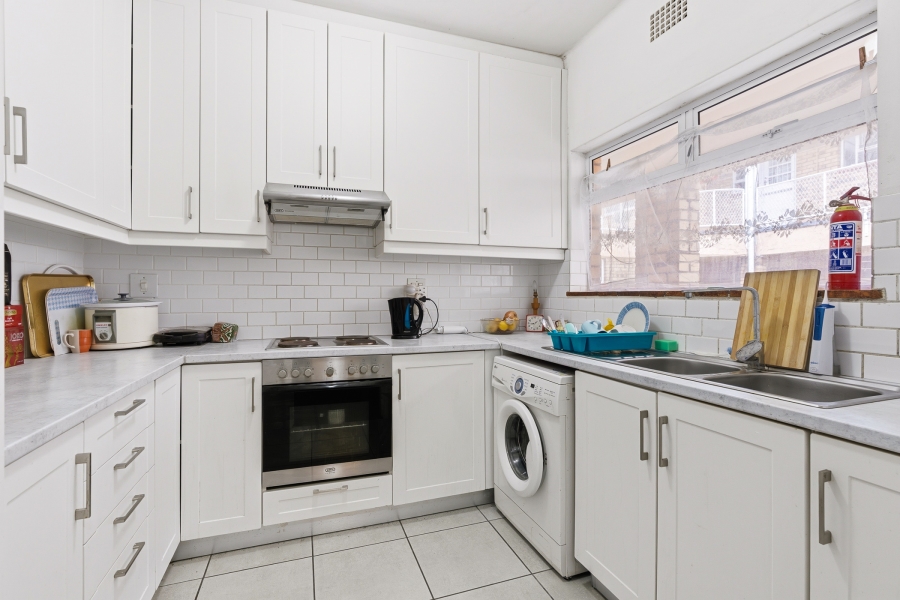 1 Bedroom Property for Sale in Pinelands Western Cape